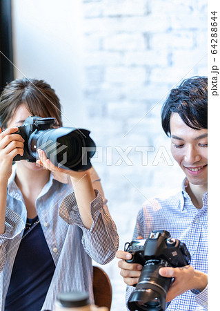 カメラ 趣味 カップル 64288644