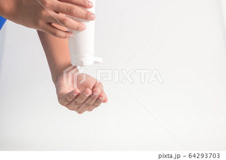 Using alcohol gel clean wash hand sanitizer anti 64293703