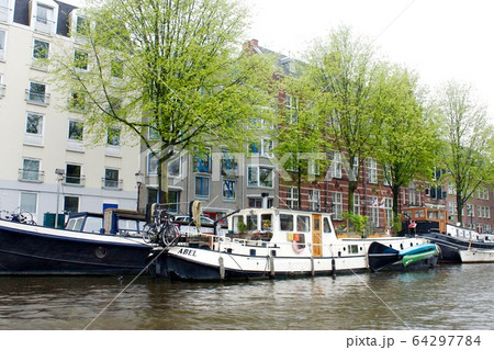 オランダの街並み オランダの街並み 64297784