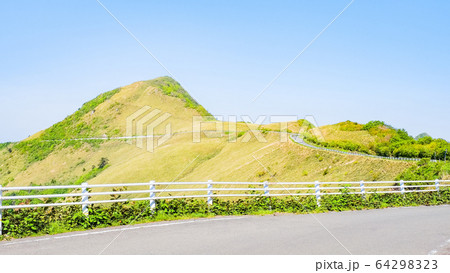 瓶ヶ森林道 64298323