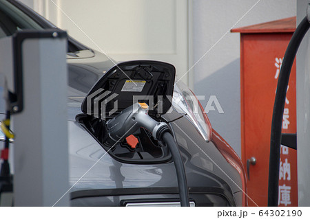 電気自動車 ゼロエミッション リチウムイオンバッテリー EV 充電 エコカー プラグイン 自家用車 電気自動車 ゼロエミッション リチウムイオンバッテリー EV 充電 エコカー プラグイン 自家用車 64302190
