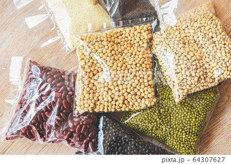Cereal beans legumes peas lentils in package 64307627