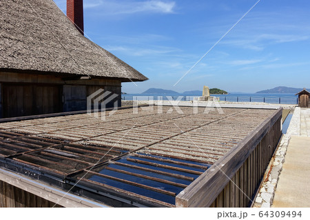 濃縮台 宇多津町の復元塩田 入浜式塩田 塩づくり 64309494