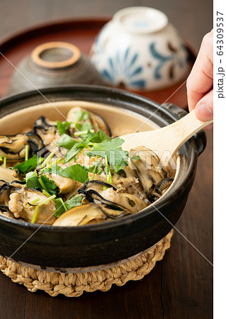 牡蠣ご飯 64309537