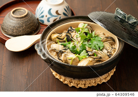 牡蠣ご飯 64309546
