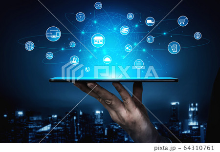 Omni channel technology of online retail business. Omni channel technology of online retail business. 64310761