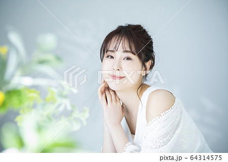 ビューティー　スキンケア 64314575