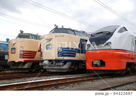 485系国鉄色、583系、E751系の並び 64322697