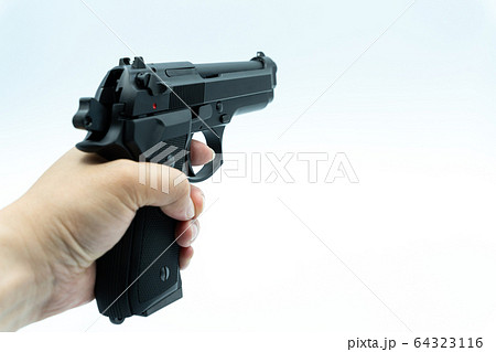 拳銃素材 拳銃素材 64323116