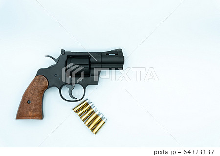 拳銃素材 64323137