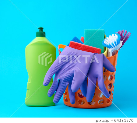 orange basket with washing sponges, rubber orange basket with washing sponges, rubber 64331570