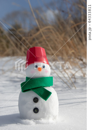 雪だるま 64333811