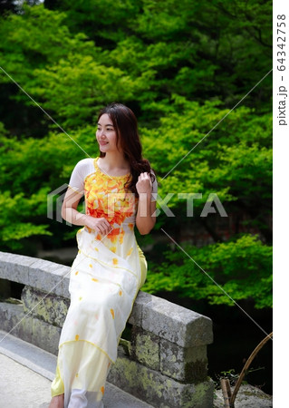 栗林公園 64342758