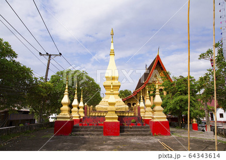 ワット・マノローム　仏塔 64343614