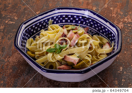 Pasta with octopus 64349704