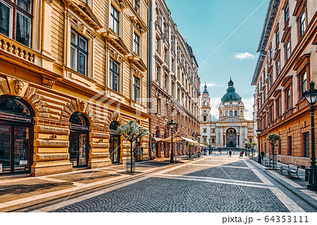 BUDAPEST,HUNGARU-MAY 04, 2016 BUDAPEST,HUNGARU-MAY 04, 2016 64353111