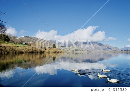 湖 湖上 一湖 64355589