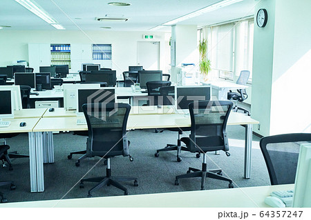 オフィス 64357247