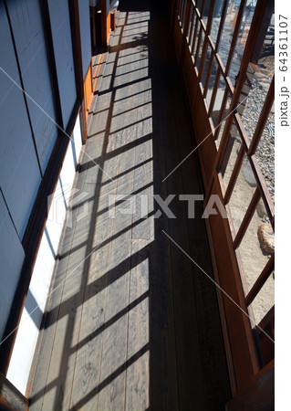 回漕問屋（船問屋）福田屋・内観 64361107