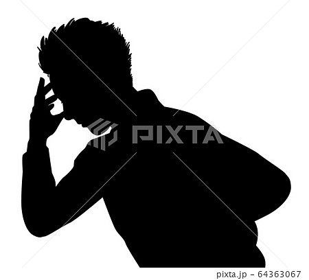 【人物シルエット】風邪・体調不良　男性　頭が痛い　頭を押さえる男性 64363067