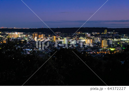飯能市 天覧山からの眺め 夕暮れ 飯能市 天覧山からの眺め 夕暮れ 64372227