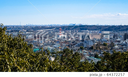 飯能市 天覧山からの眺め 64372257