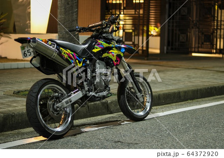 Dトラッカー 64372920