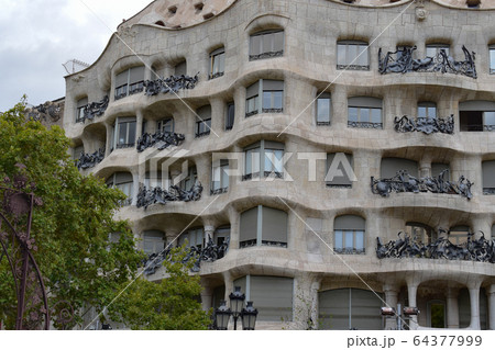 バルセロナ・カサミラ 64377999