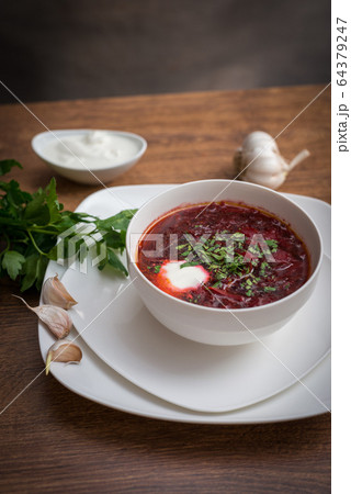 Red borscht soup Red borscht soup 64379247