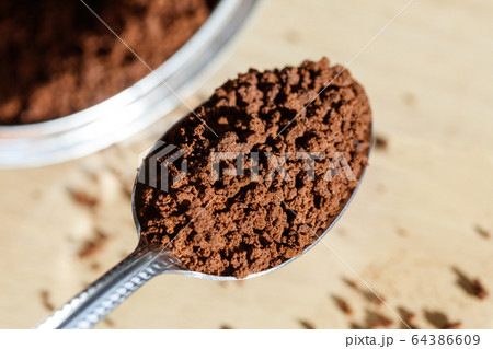 Brown instant coffee powder 64386609