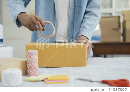 Online small business owner. 64387307