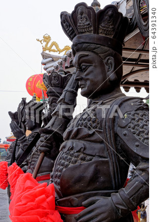 Chinese statue at Wat Phanan Choeng temple - Chinese statue at Wat Phanan Choeng temple - 64391340