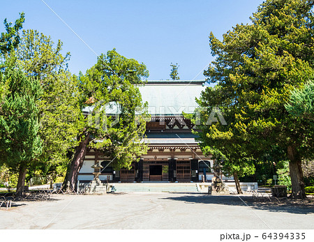 鎌倉　円覚寺　仏殿 64394335