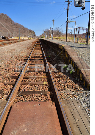 春の北海道仁木町JR然別駅の風景を撮影 春の北海道仁木町JR然別駅の風景を撮影 64396461