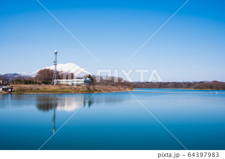 四十四田ダムと岩手山 64397983