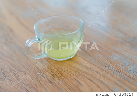 緑茶 64398614