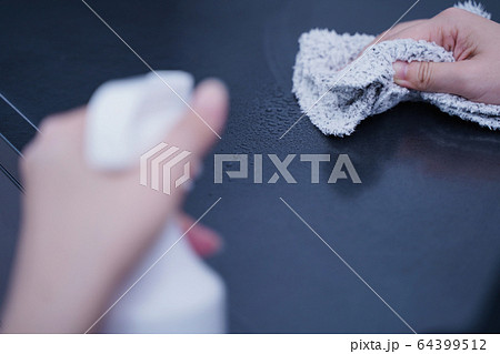掃除 クリーニング 清掃中 64399512