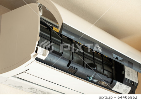 エアコン　住まい　フィルターなし 64406862