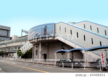 阪急蛍池駅 64406931