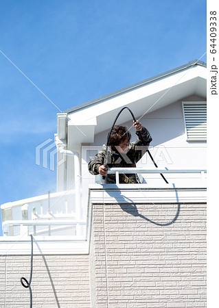 住宅の外壁塗装 ベランダ洗浄 住宅の外壁塗装 ベランダ洗浄 64409338
