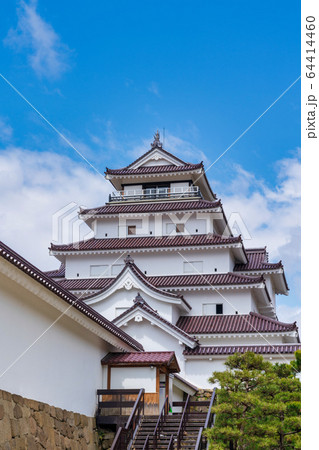 青空と鶴ヶ城(若松城) 福島県会津若松市 青空と鶴ヶ城(若松城) 福島県会津若松市 64414460