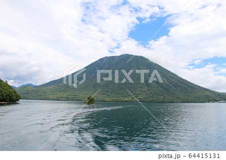 日光男体山~優美な姿の信仰の山 日光男体山~優美な姿の信仰の山 64415131