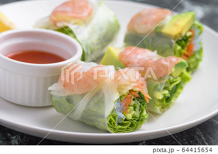 エビの生春巻き 64415654