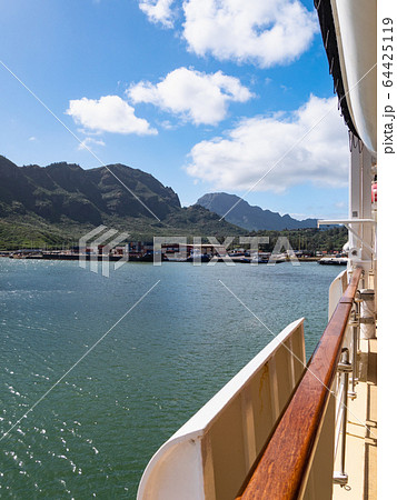 ハワイ カウアイ島 クルージング ハワイ カウアイ島 クルージング 64425119