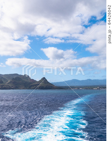 ハワイ カウアイ島 クルージング 64426042