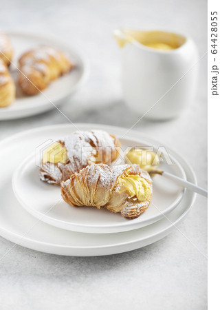 Italian traditional dessert aragosta Italian traditional dessert aragosta 64428055