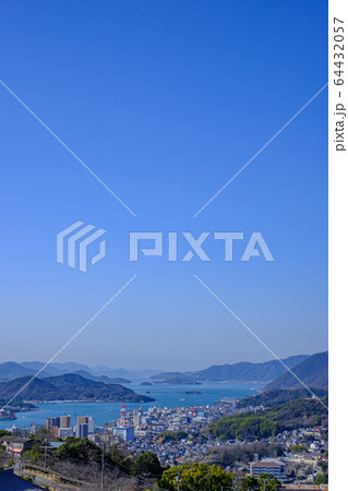 広島・尾道市内俯瞰 64432057