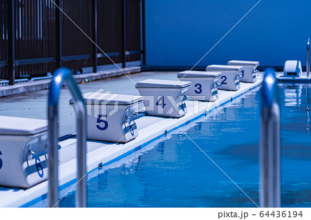 学校のプール 学校のプール 64436194