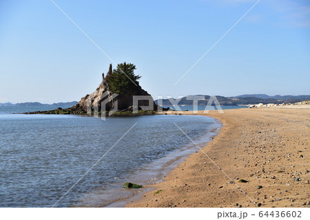 早春の飯盛岩4　岡山県岡山市東区 64436602