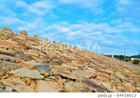 真締川ダム 64436612